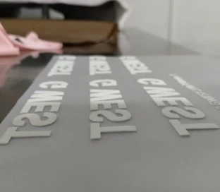 È possibile utilizzare la stampa con inchiostro siliconico per la produzione ...